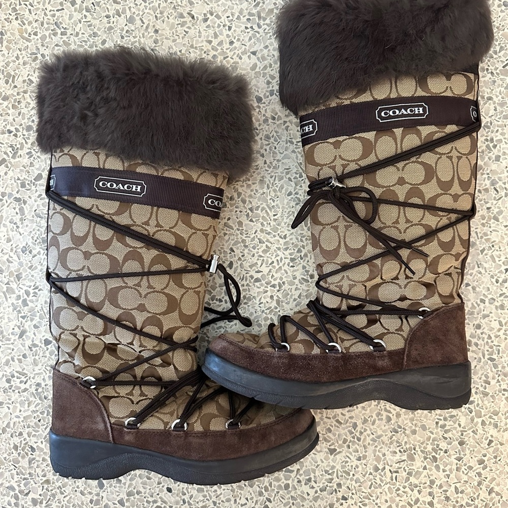 Coach Signature Pattern Brown Women's Winter Boots - Size 8M